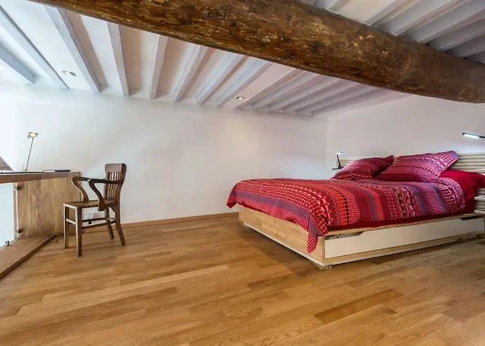 Le Noble in Scenic Villefranche Sur Mer